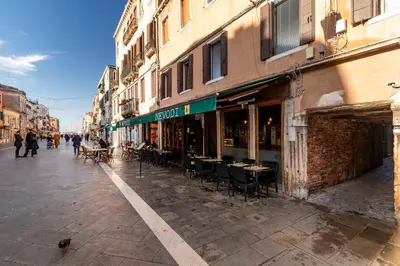 Il quartiere o una zona nella vicinanze dell'appartamento