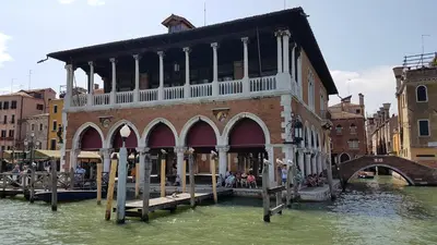 Vista sul fiume nelle vicinanze dell'appartamento