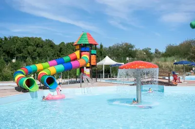 Piscina di Camping Atlanta & Mediterraneo Family Village o nelle vicinanze
