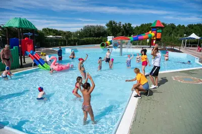 Piscina di Camping Atlanta & Mediterraneo Family Village o nelle vicinanze