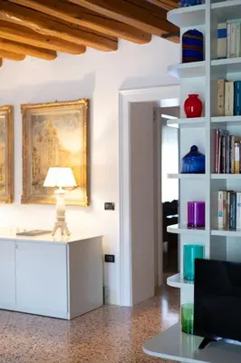 Biblioteca nell'appartamento