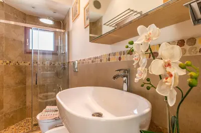 Bagno di SUNNY NEST CANAL VIEW IN VENICE CHIC MOVIDA