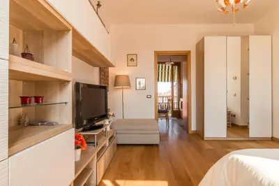 TV o dispositivi per l'intrattenimento presso SUNNY NEST CANAL VIEW IN VENICE CHIC MOVIDA