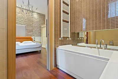 Letto o letti in una camera di Top Venice Apartments and Rooms Ostreghe Bridge