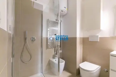 Bagno di Condominio Commerciale