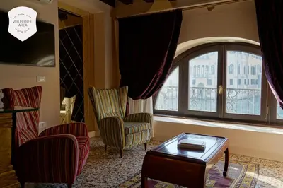 Area soggiorno di Granda Sweet Suites