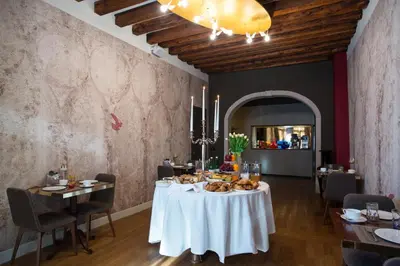 Cibo presso l'hotel o nelle vicinanze