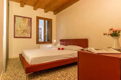 Letto o letti in una camera di Rialto Mercato a Family in Venice like at Home