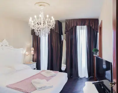 Letto o letti in una camera di Rialto Canal View With Terrace and Balcony by Wonderful Italy