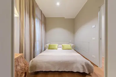 Letto o letti in una camera di Bridge of Sighs Luxurious Apartment
