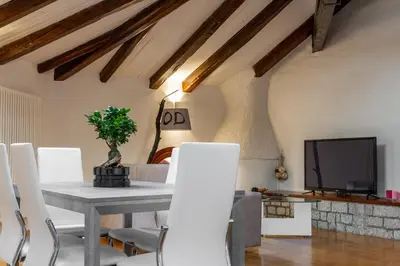 TV o dispositivi per l'intrattenimento presso ATTIC FLOOR VENICE APARTMENT