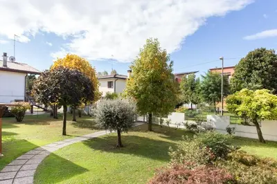 Giardino di Elegant apartment and free car parking - Quite area