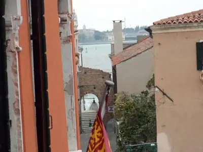 Vista sul fiume nelle vicinanze dell'appartamento