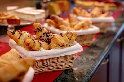 Cibo presso l'hotel o nelle vicinanze