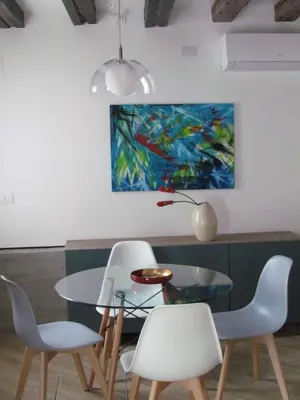 Area soggiorno di Canal view apartment