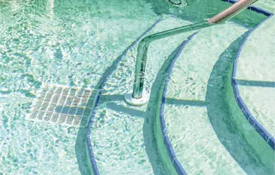 Piscina di Villacolli o nelle vicinanze