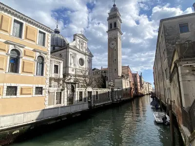 Vista sul fiume nelle vicinanze dell'appartamento