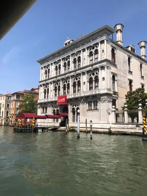 Vista sul fiume nelle vicinanze dell'affittacamere