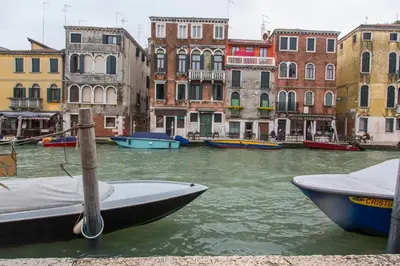 Vista sul fiume nelle vicinanze dell'appartamento