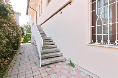 Planimetria di GuestHost - Santa Rita Roomy Apartments