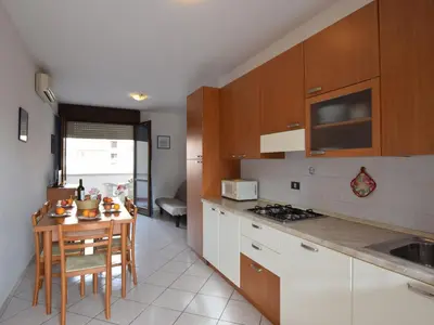 Cucina o angolo cottura di Apartment Acquamarina-1 by Interhome