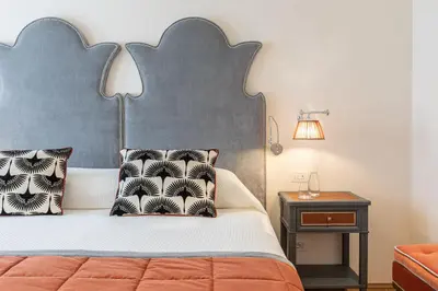 Letto o letti in una camera di La Dimora di San Maurizio 3- Dimora Italia -