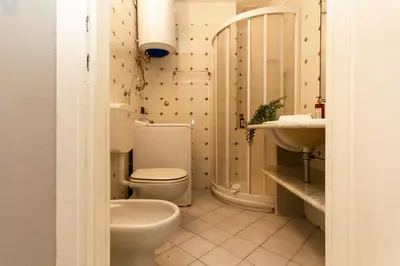 Bagno di Yourbanflat Giotto