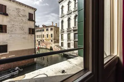 Vista sul fiume nelle vicinanze dell'appartamento