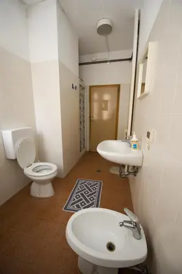 Bagno di Ostello Domus Civica