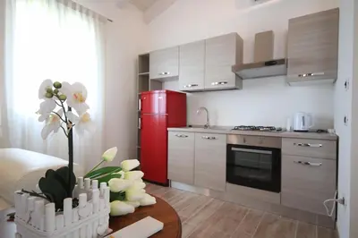 Cucina o angolo cottura di Relax garden villa 1ora da venezia