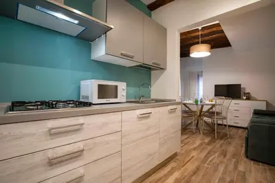 Cucina o angolo cottura di Dorsoduro Suite 1241 by Wonderful Italy