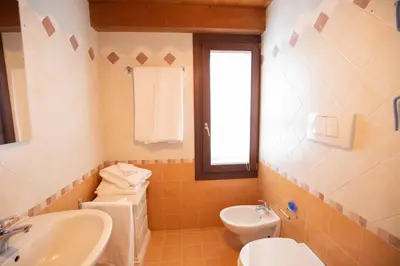 Bagno di ALLOGGI G e G