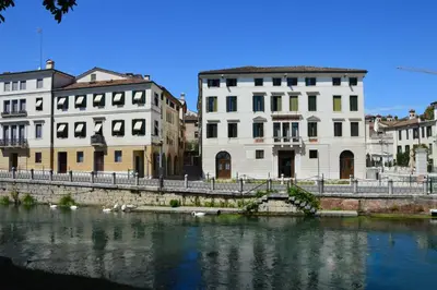Vista sul fiume nelle vicinanze dell'affittacamere