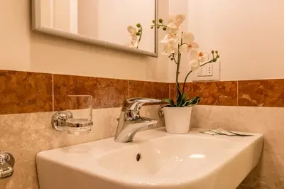 Bagno di SAN MARCO JOY by LionHost