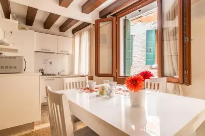 Cucina o angolo cottura di SAN MARCO JOY by LionHost