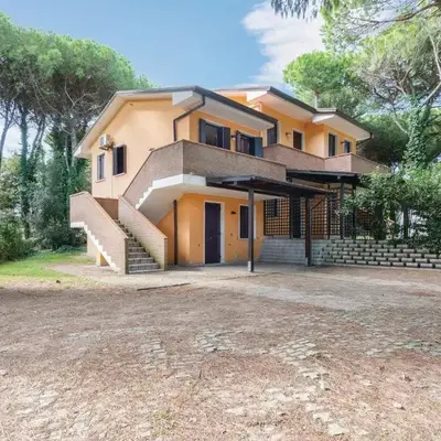 Lovely Apartment In Rosolina Mare