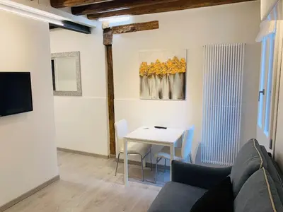 TV o dispositivi per l'intrattenimento presso Apartment New Luxury Prince-Suite Venezia San Marco