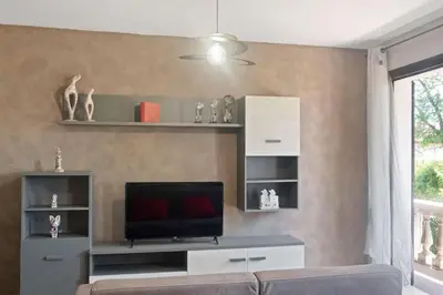Cucina o angolo cottura di appartamento da sauro