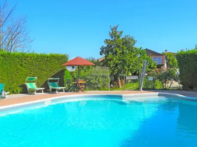 Piscina di Villa Cà Riviera Bosco Piccolo by Interhome o nelle vicinanze
