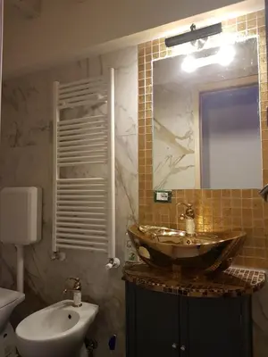 Bagno di golden place