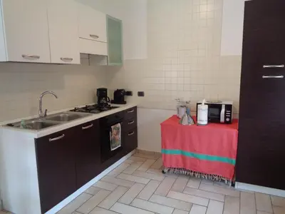 Cucina o angolo cottura di Casa di Chiara vicino Venezia e Aeroporto VCE