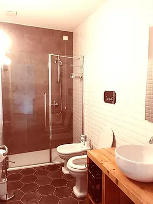 Bagno di Appartamenti Quota 101