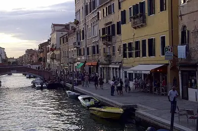 Vista sul fiume nelle vicinanze dell'appartamento