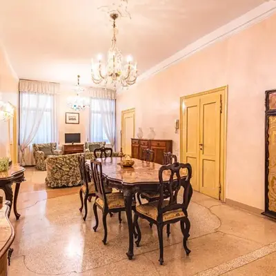CASA VESCOVO