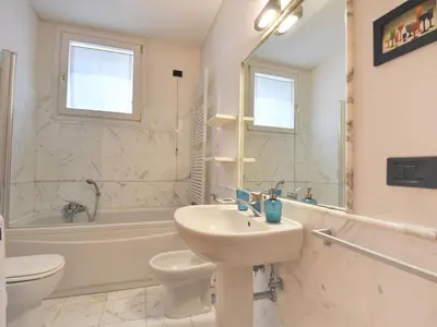 Bagno di Apartment Iris by Interhome