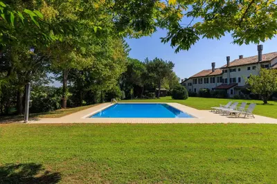 Piscina di Il Vivaio di Villa Grimani Morosini o nelle vicinanze