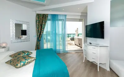 TV o dispositivi per l'intrattenimento presso Hotel Carlton