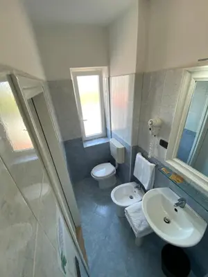 Bagno di HOTEL D'ANNUNZIO