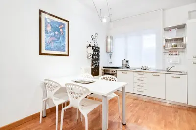 Cucina o angolo cottura di GuestHost - Ospedale & Galleria Ognissanti Apartment