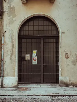 Facciata o entrata di BRE Apartments - Magellano